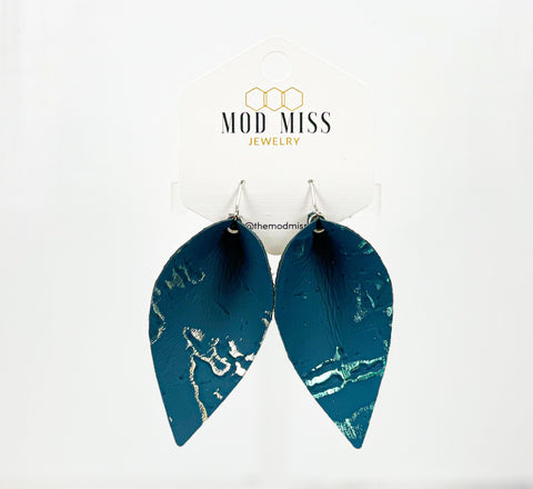 Leather Petal Earring "Wildwood Dark Teal"