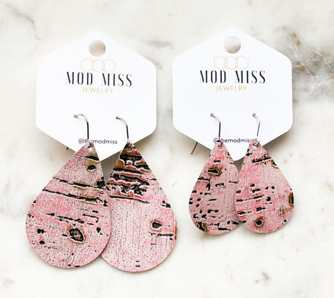 Leather Teardrop Earring "Wildwood Light Pink"